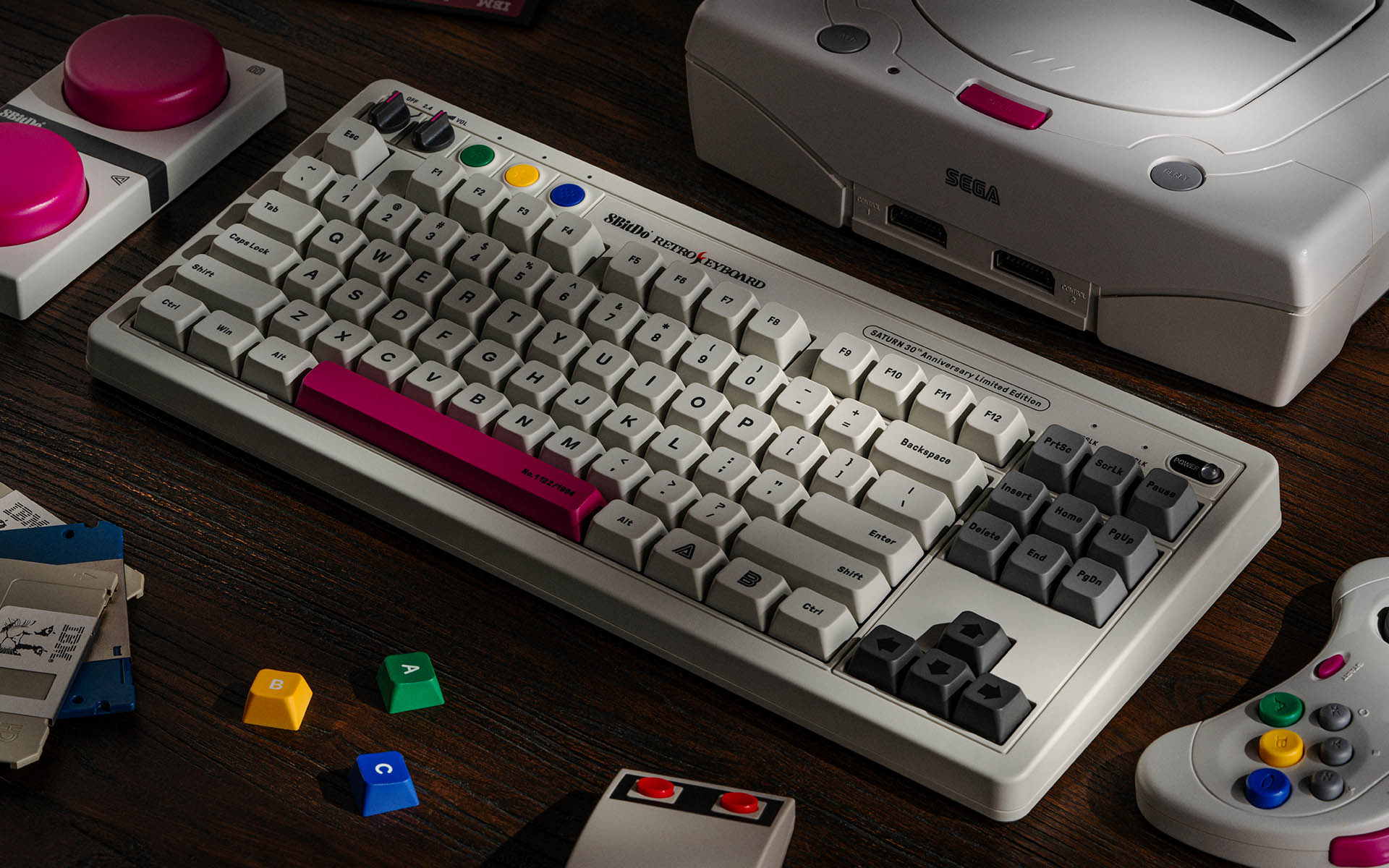 Retro Keyboard - Saturn 30th Anniversary Edition