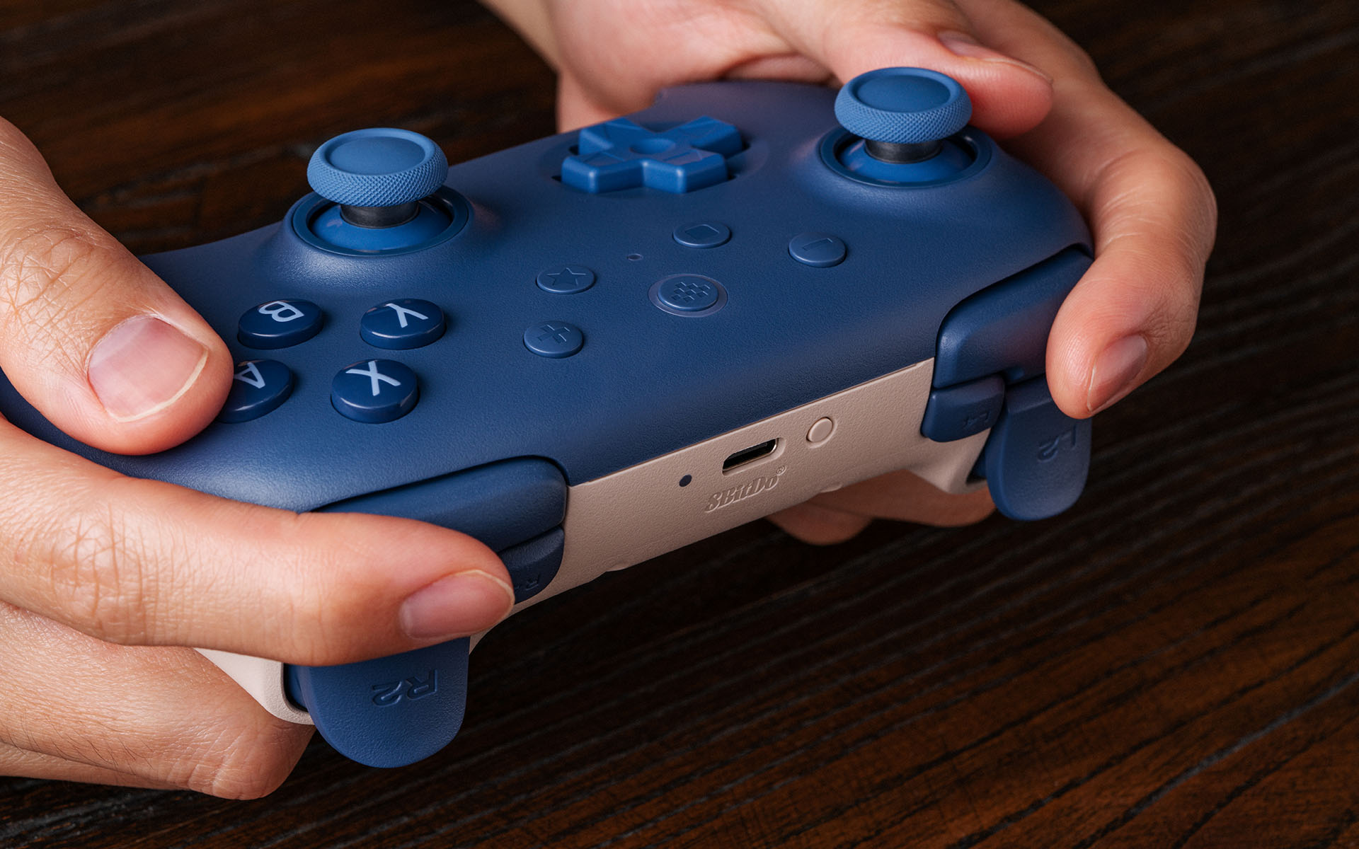 Ultimate 2C Bluetooth Controller